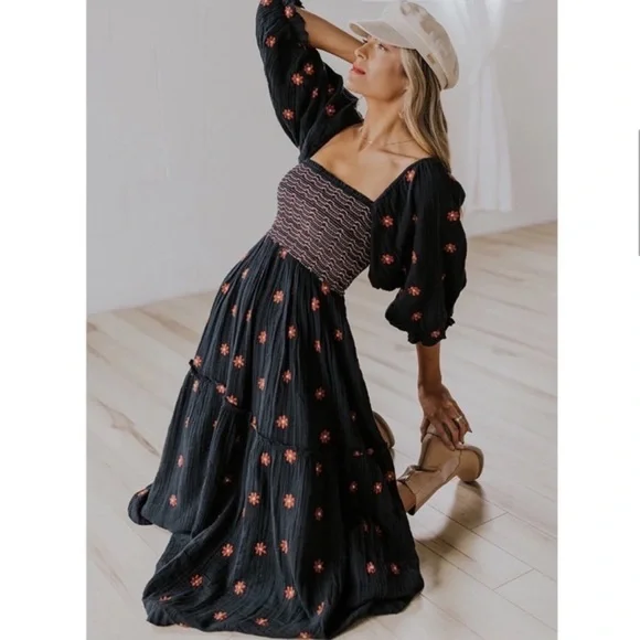 Free People - Dahlia Embroidered Maxi Dress - Picture 4 of 10